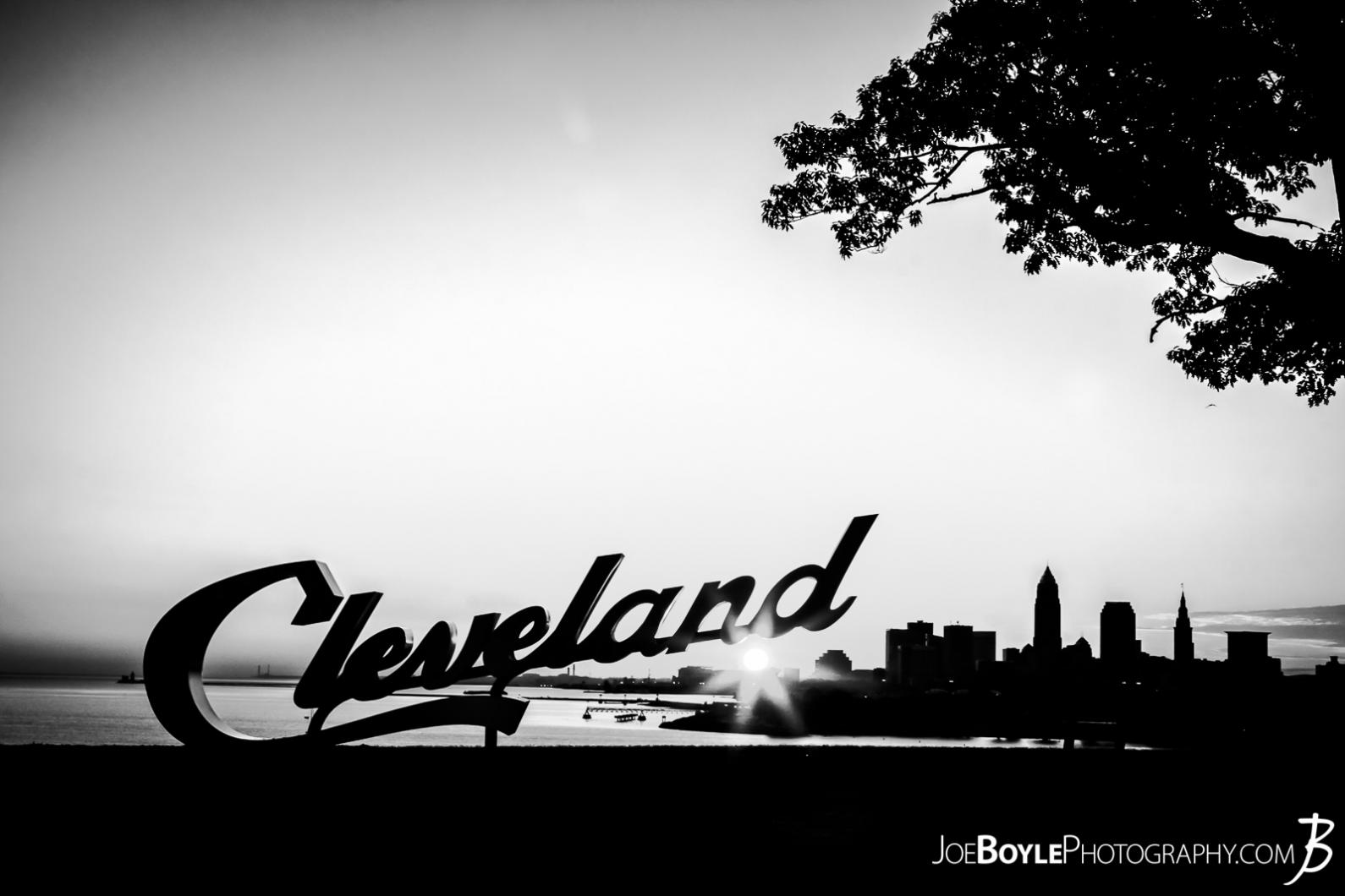 cleveland-sign-during-sunrise-at-edgewater-park-city-beneath-the-sign-ii-black-white