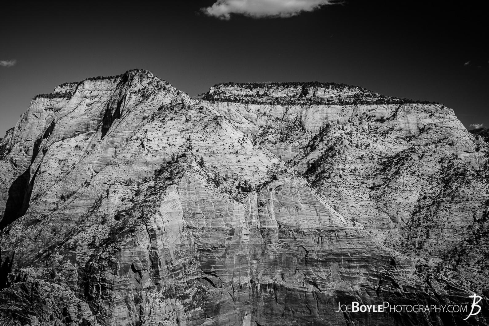 mountain-in-zion-national-park-at-sunset-black-white