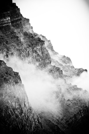 bear-mountain-black-white-photography